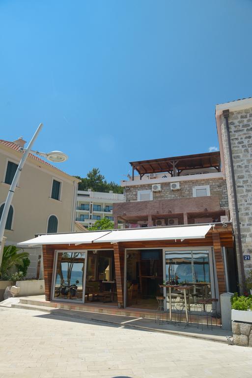 Apartments Mtv Petrovac Exteriör bild