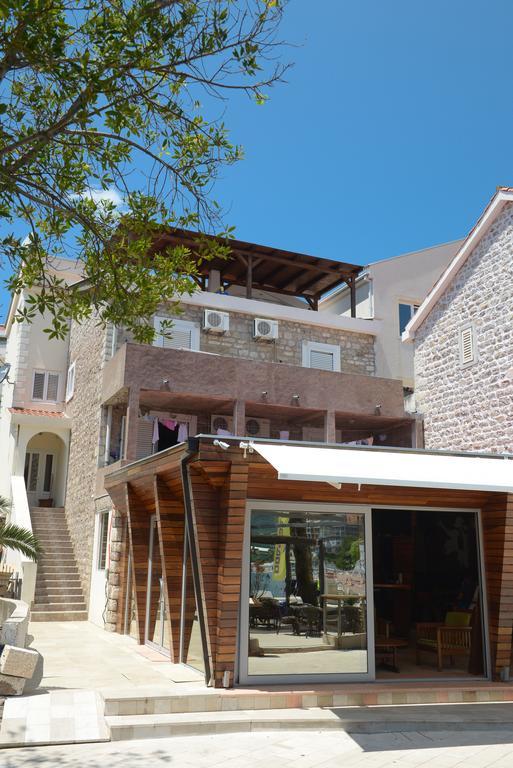 Apartments Mtv Petrovac Exteriör bild